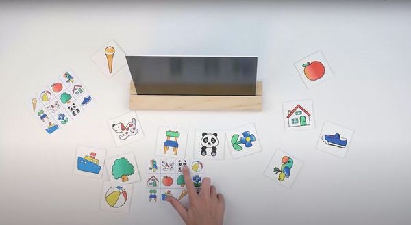 On the Spot - Kartenspiel, ab 3 Jahre (SONDERANGEBOT) On the Spot - Kartenspiel, ab 3 Jahre (SONDERANGEBOT)