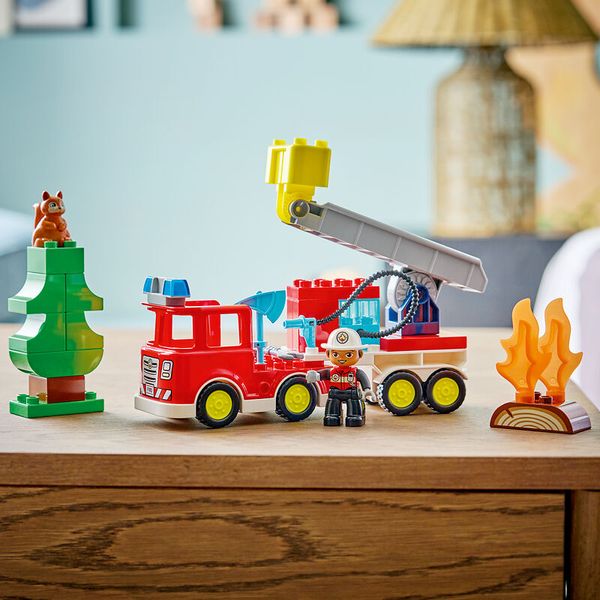 10473 LEGO® DUPLO® Löschauto mit Zubehör, 28-teiliges Set