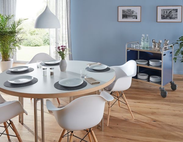 Servierwagen SW 8 x 5-2, mit 3-seitiger Verkleidung Servierwagen SW 8 x 5-2, mit 3-seitiger Verkleidung