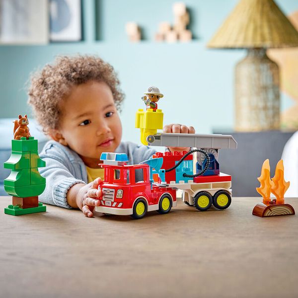10473 LEGO® DUPLO® Löschauto mit Zubehör, 28-teiliges Set