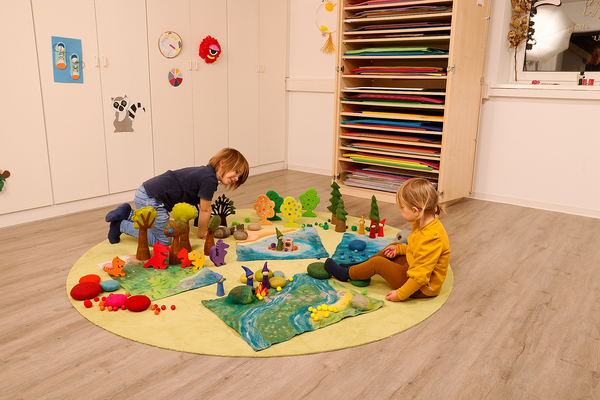 Playmat, Spielzeugtiere, Waldlandschaft, Kinderspiel, Bunte Figuren