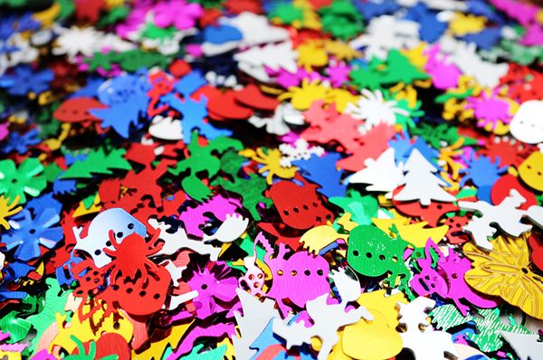 confetti, Papierformen, bunte Ausstanzungen, bunte Schnittformen, Party-Deko