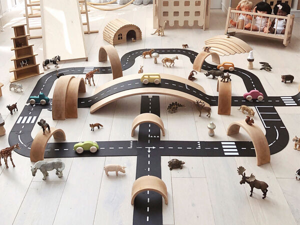 waytoplay Spielstraßenset, 40 Straßenelemente + 8 Verkehsschilder