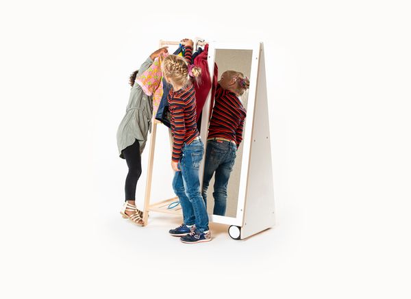 EDUCO Kleiderständer für Kinder, 75 cm breit  EDUCO Kleiderständer für Kinder, 75 cm breit