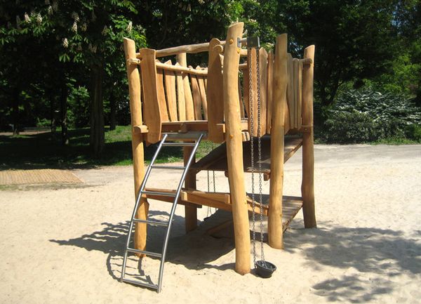 Spielgerät, Kletterturm, Holzspielanlage, Schaukel, Schaukelband