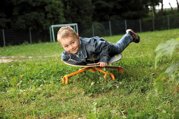 Kinder, Spielgerät, Rutschbrett, Gras, Outdoor