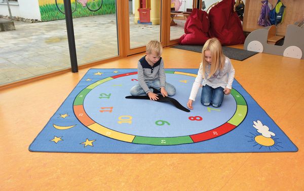 Spielteppich Uhr, 200 cm x 200 cm, 100% Polyamid und Textilrücken