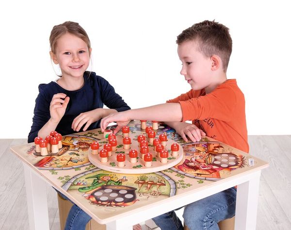 Brettspiel XXL Hexenküche, 2-4 Personen, ab 4 Jahre Brettspiel XXL Hexenküche, 2-4 Personen, ab 4 Jahre