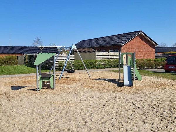 Rutsche Bard, Fallhöhe 90 cm Rutsche Bard, Fallhöhe 90 cm