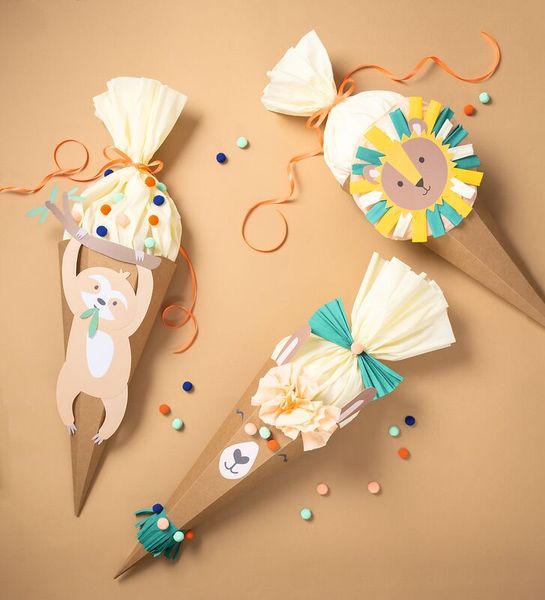 FOLIA Schultüten-Bastelset "Löwe/Lama/Faultier“, aus Kraftkarton, 68 cm, 1 Set