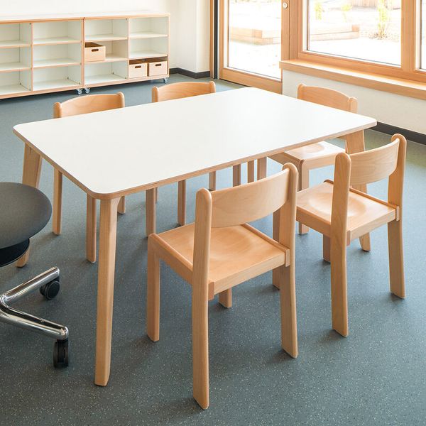 DECOR Set für Kindergartengruppen, 2 Tische + 12 Stapelstühle
