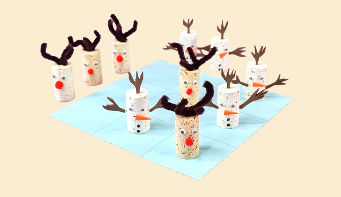 Bastelanleitung für selbst gebastelte Weihnachtsfiguren mit Wackelaugen