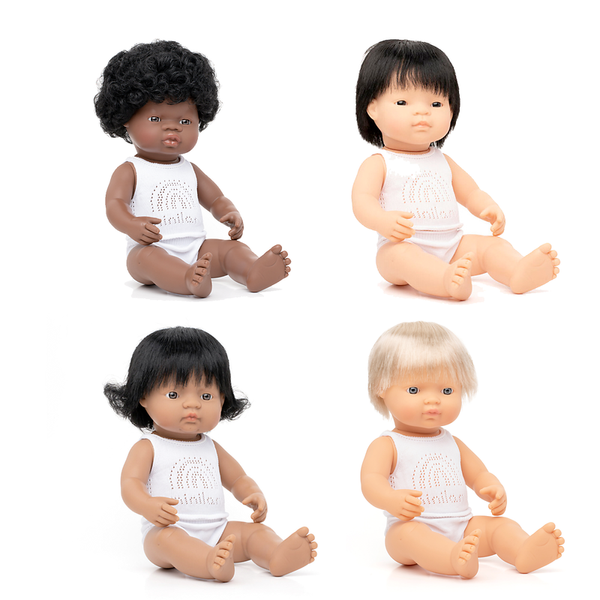Puppe, Baby-Puppe, Vinyl-Puppe, Hautfarbe Braun, Weiße Kleidung