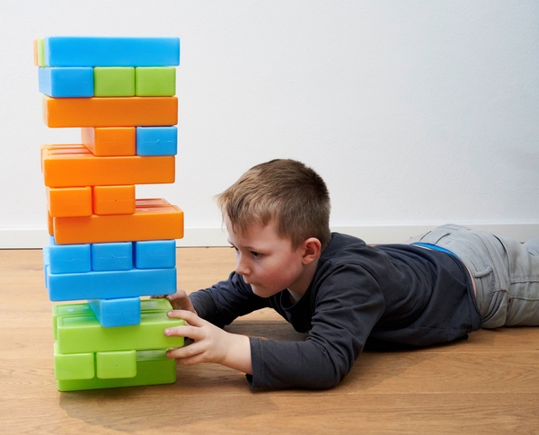 2 in 1 Tower & Domino