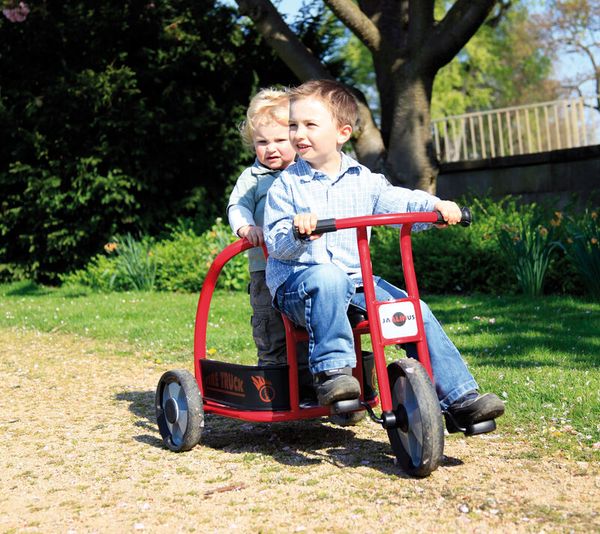 Pferdestärke?, Kinderfahrrad, Trike, rot, Gartenspielzeug
