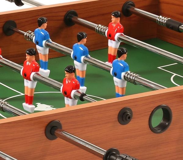 Mini-Tischkicker mit Teleskopstangen, ab 3 Jahre, Farbe wählbar