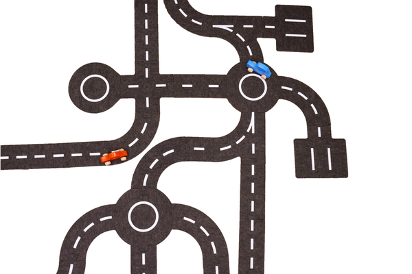 GOKI Spielstraße aus Filz, 28-teilig inkl. 2 Holzautos GOKI Spielstraße aus Filz, 28-teilig inkl. 2 Holzautos