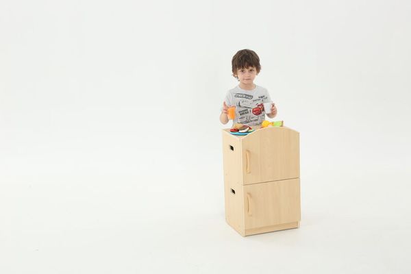 Kühlschrank für die Spielküche
