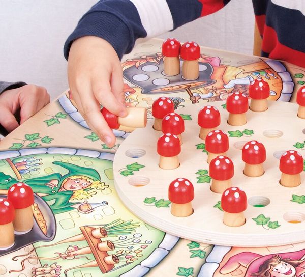 Brettspiel XXL Hexenküche, 2-4 Personen, ab 4 Jahre Brettspiel XXL Hexenküche, 2-4 Personen, ab 4 Jahre