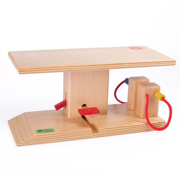 Tankstelle mit Hebebühne, ab 2 Jahre Tankstelle mit Hebebühne, ab 2 Jahre