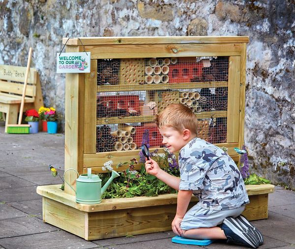 Bienenzucht, Insektenhaus, Bienenstock, Gartenprojekt, Kindergarten