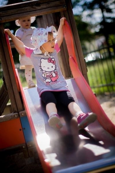 Lokomotive Spielhaus mit Rutsche, U3