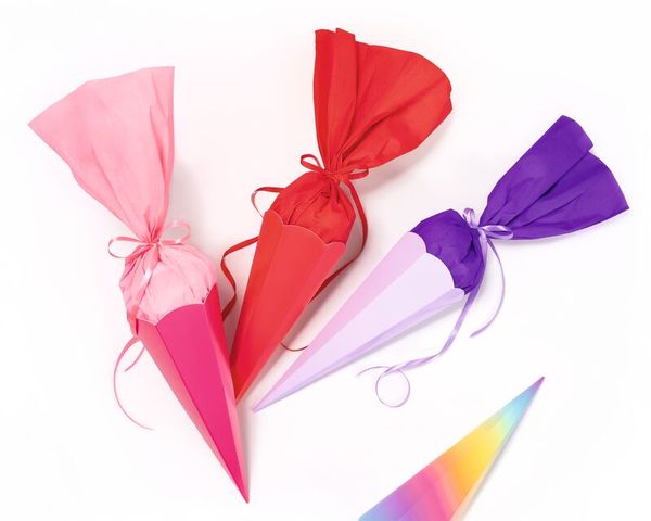 FOLIA Schultüten-Rohlinge, eckig, aus Fotokarton, 68 cm, 5 Stück, Farbe wählbar