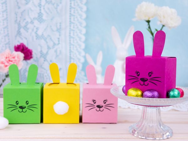 Osterhasenkisten, 12 Stück, bunt gemischt - Bastelset (SONDERANGEBOT) Osterhasenkisten, 12 Stück, bunt gemischt - Bastelset (SONDERANGEBOT)