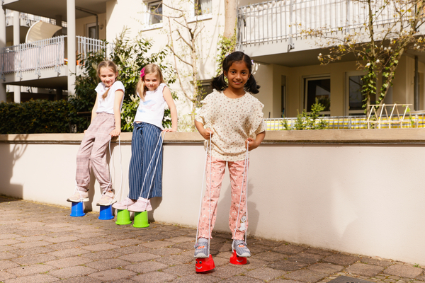 Laufdosen mit verstellbarer Halteschnur, Höhe 12 cm, 1 Paar, farbig sortiert Laufdosen mit verstellbarer Halteschnur, Höhe 12 cm, 1 Paar, farbig sortiert