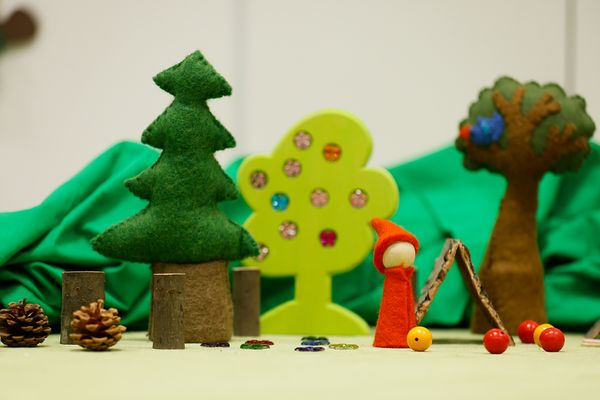 Deko, Holz, kleine Figuren, Punsch, Weihnachtsbaum
