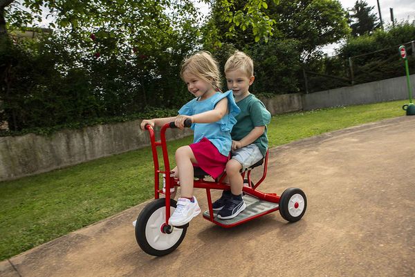 ITALTRIKE Carry (Neue Generation) - Taxi-Dreirad für 2 Kinder, ab 3 Jahre