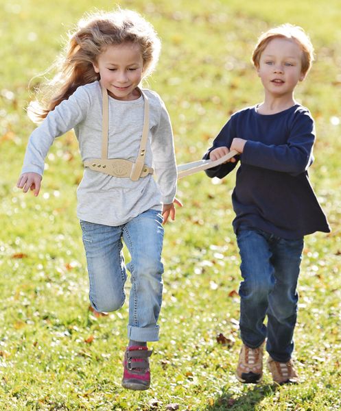 Kind, Kinder, Jeans, Schuhe, Hosenträger