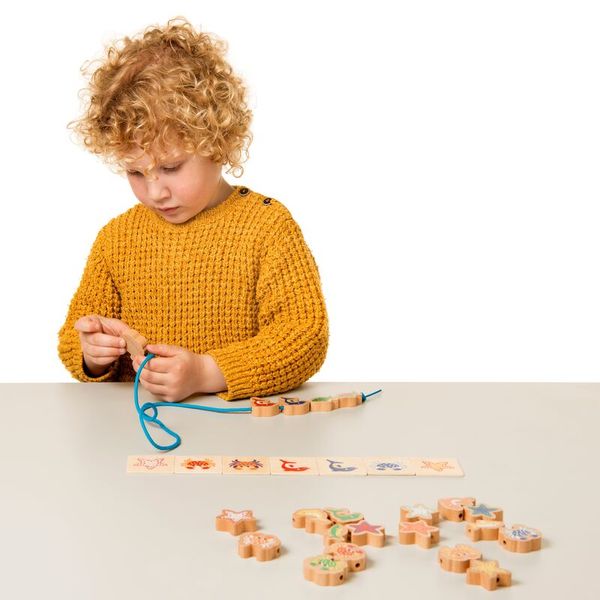 TOYS FOR LIFE lace the sea animals - Meerestiere anordnen, ab 3 Jahre TOYS FOR LIFE lace the sea animals - Meerestiere anordnen, ab 3 Jahre