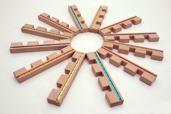 REGENBOGENLAND Lichtleisten, 12 Bausteine + Kasten REGENBOGENLAND Lichtleisten, 12 Bausteine + Kasten