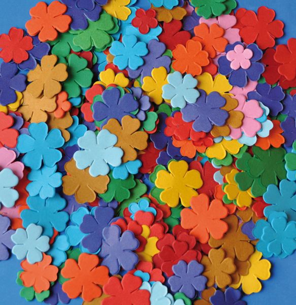 Bunte Papierblumen, ca. 3.600 Stück Bunte Papierblumen, ca. 3.600 Stück