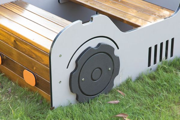 Outdoor-Spielauto