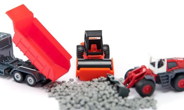 SIKU Straßenbau Set, 3 Spielfahrzeuge, ab 3 Jahre SIKU Straßenbau Set, 3 Spielfahrzeuge, ab 3 Jahre