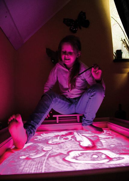 Leuchtsandkasten, mit LED-Beleuchtung in 16 Farben, Maße: 84 x 70 x 18 cm Leuchtsandkasten, mit LED-Beleuchtung in 16 Farben, Maße: 84 x 70 x 18 cm
