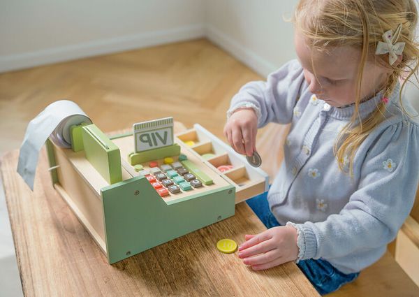DANTOY Spielkasse Wood mit Spielgeld, 17 Teile, ab 3 Jahre
