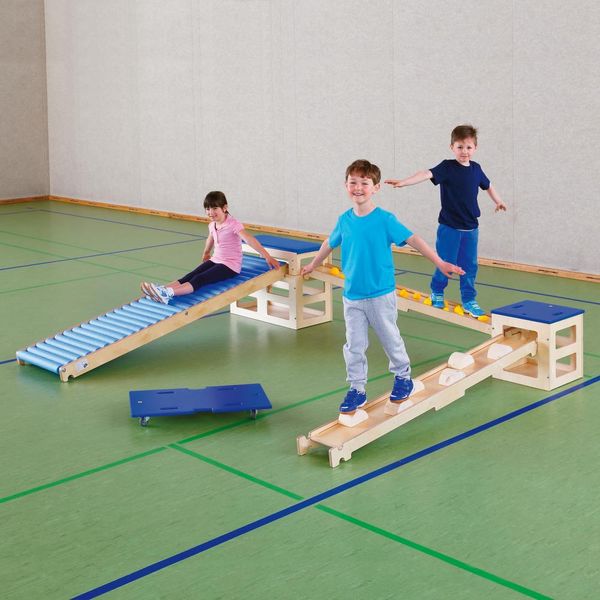 Kinderturngerät, Balancebrett, Rolle, Rampen, Spielanlage
