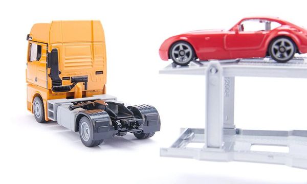 SIKU Autotransporter, ab 3 Jahre