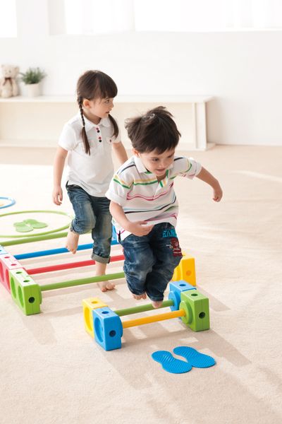Kinder, Spielzeug, Hindernisbahn, Kunststoff, Halteseinheiten