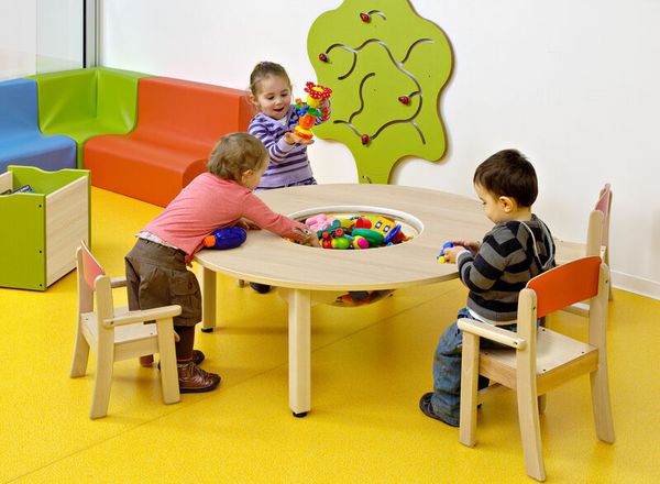 MATHOU Runder Tisch mit Behälter, 105 cm