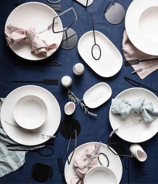 IDFine Teller flach mit Fahne weiß, verschiedene Größen