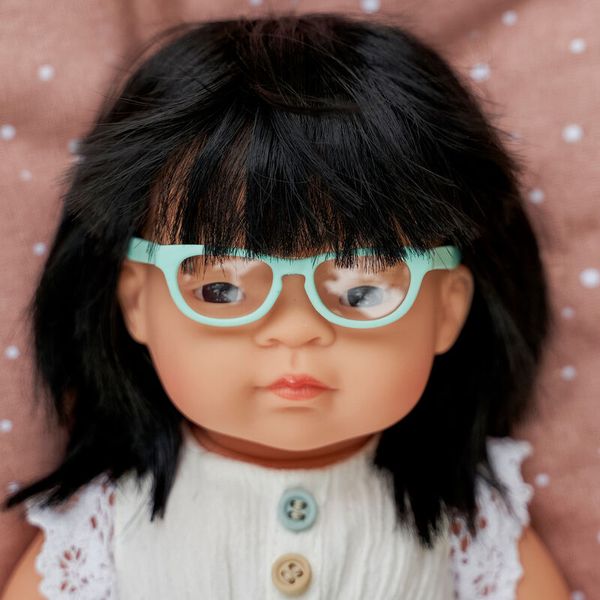 Puppe Mädchen mit Brille - 38 cm Puppe Mädchen mit Brille - 38 cm