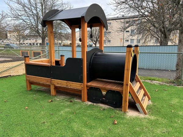 Lokomotive Spielhaus