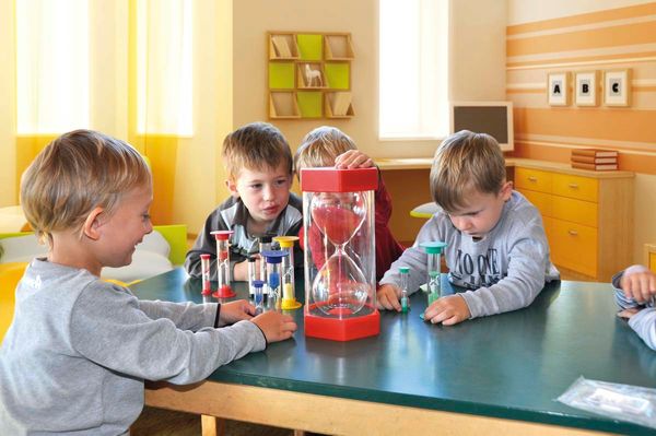 Riesen Sanduhren-Set (Höhe 16 cm): 2, 3, 5, 10, 15 min Riesen Sanduhren-Set (Höhe 16 cm): 2, 3, 5, 10, 15 min