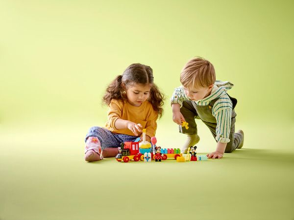 10941 LEGO® DUPLO® Mickys und Minnies Geburtstagszug 10941 LEGO® DUPLO® Mickys und Minnies Geburtstagszug