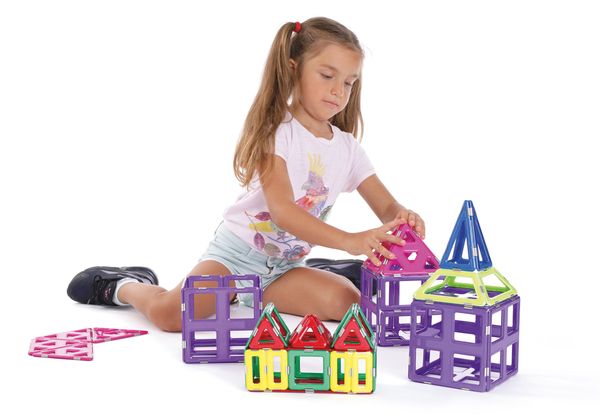 GEOSMART Spielkiste mit 75 Teilen, ab 3 Jahre
