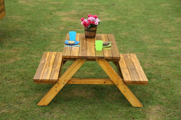 Picnic-Tisch, Holztisch, Gartenmöbel, Outdoor-Tisch, Holz-Pontetisch